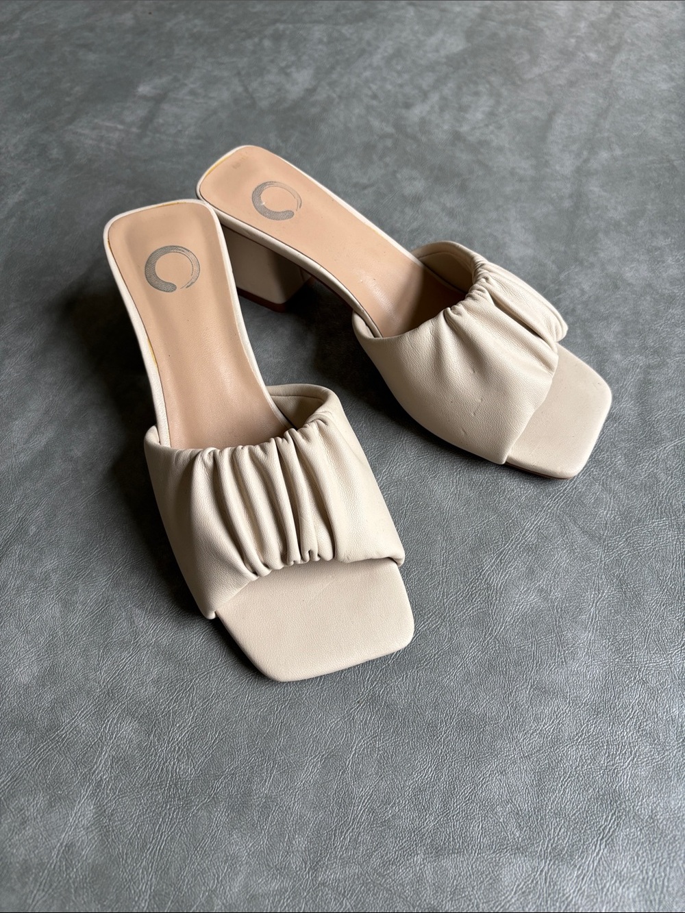 Mules Style Sandal. Light Beige with Ruching detail, slip-On Block Heel Size 7